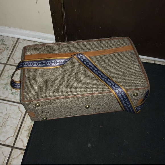 Vintage Tweed Hartmann hand Luggage with OEM key. - Picture 4 of 5